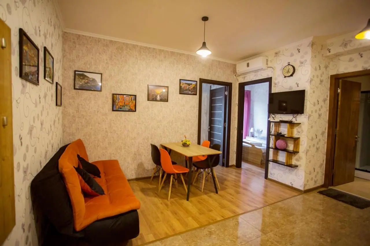 Apartment Art Django Old Avlabari