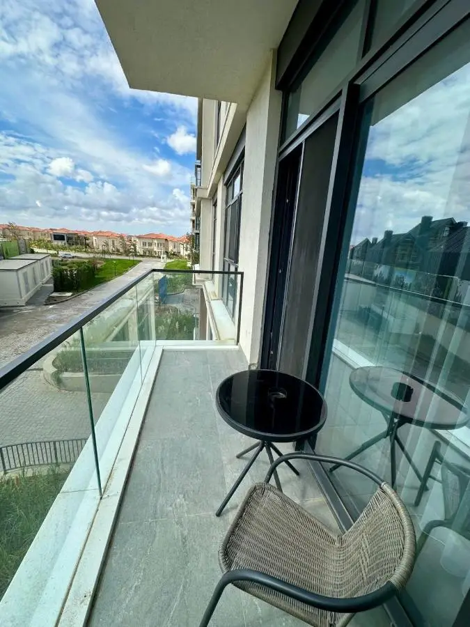 Sea Breeze Polo Residence