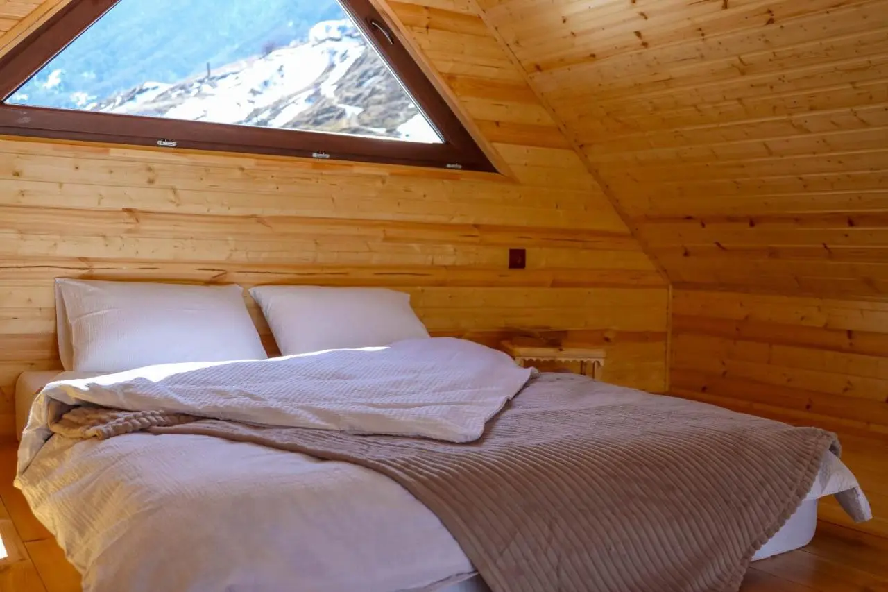 Cottage AISI / კოტეჯი აისი