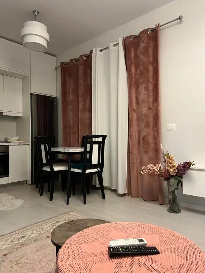 MaisonNova Deluxe 1