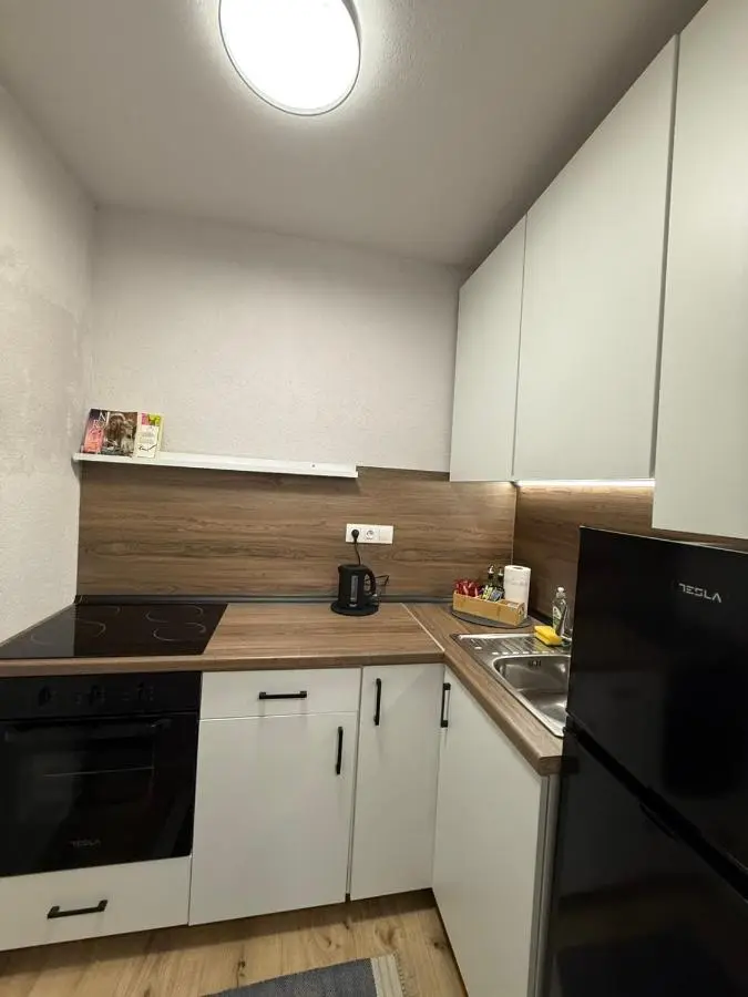 Studio Apartment 1906