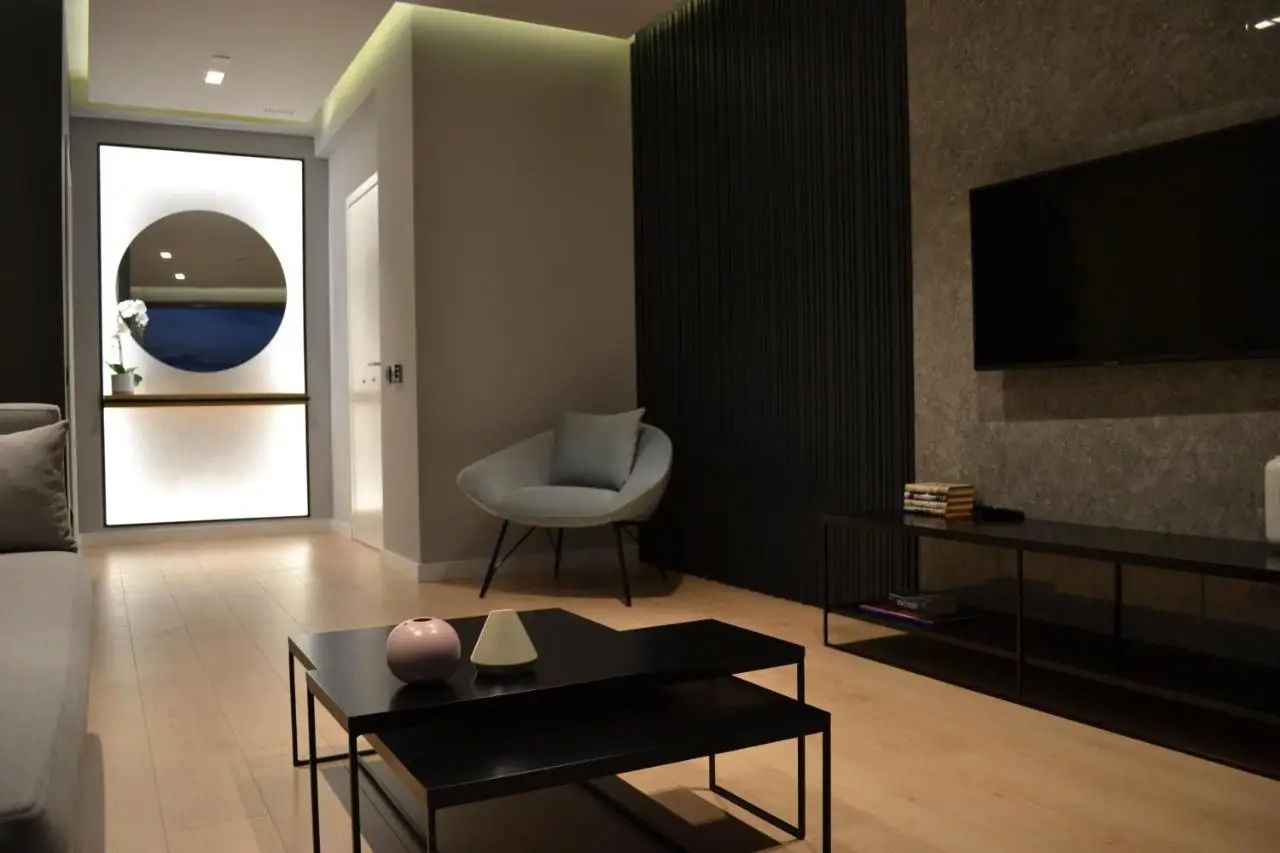 ArtNest Boutique Hotel & Suites