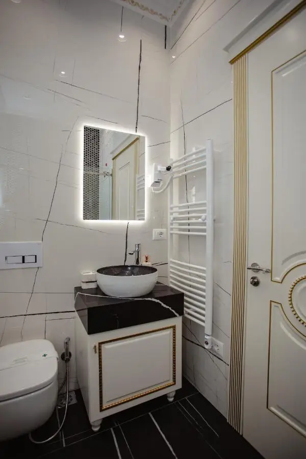 Ervini Boutique Hotel