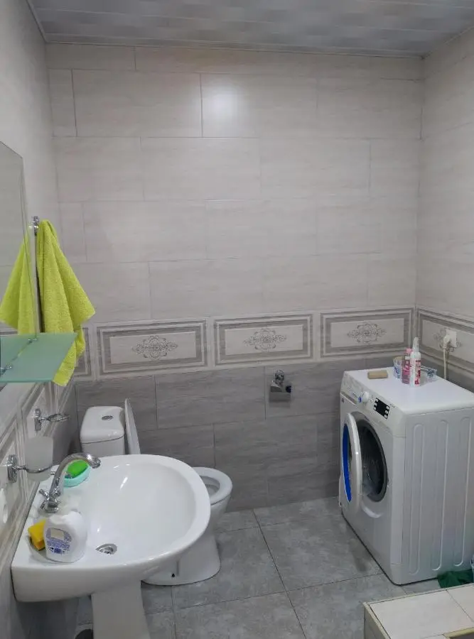Nairi Guest House
