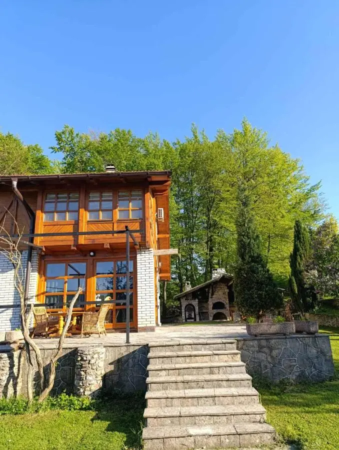 Villa Ema