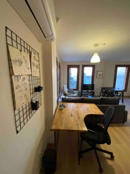 Stylish Triplex Apartment in The Heart of Izmir