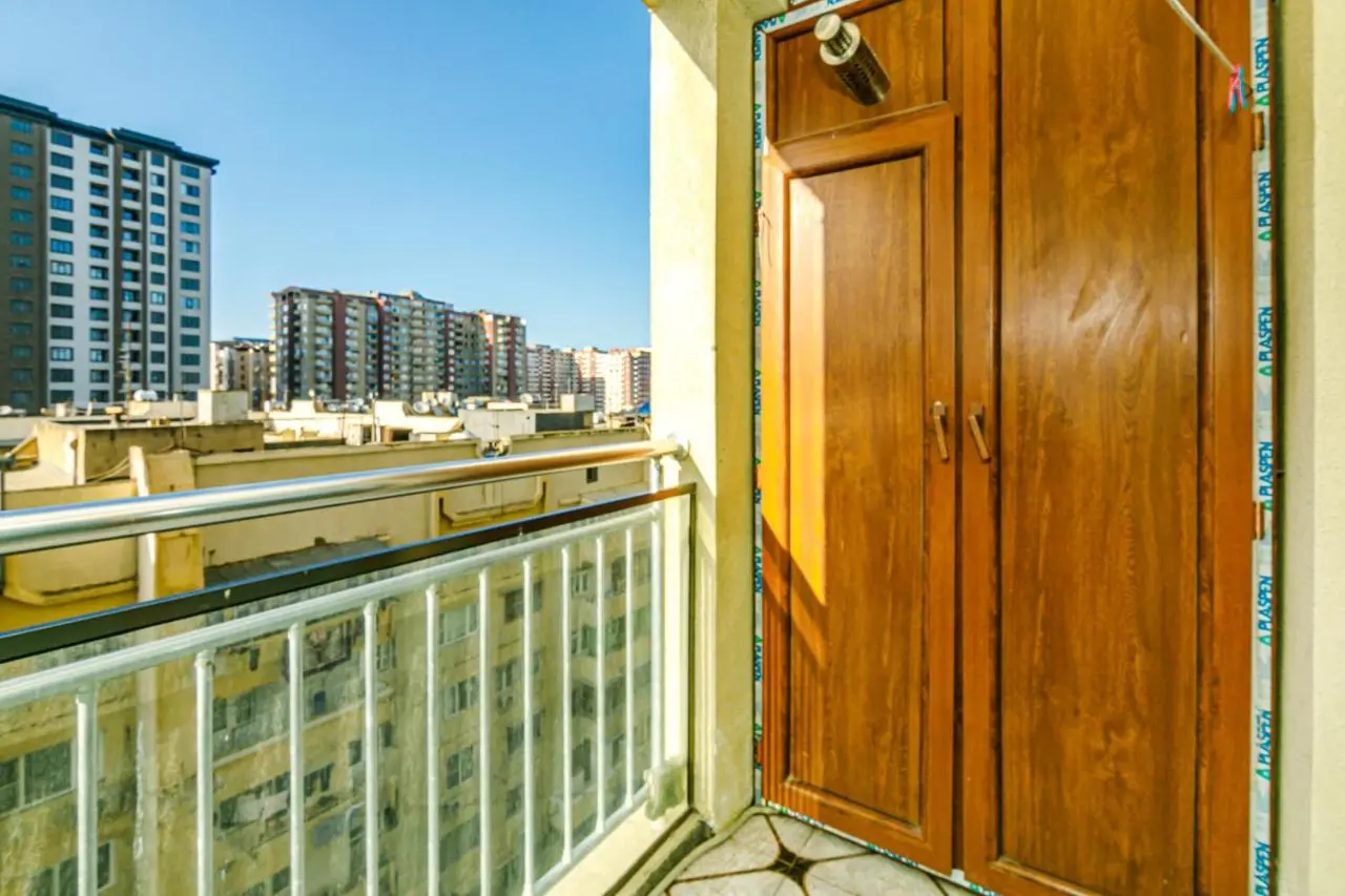 Park azure sweet apartment by Baku Housing