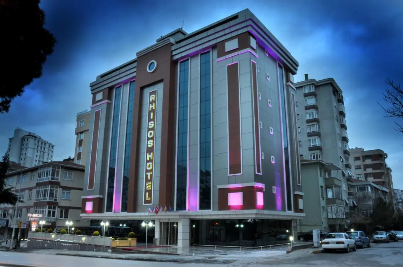 Rhiss Hotel Bostanci