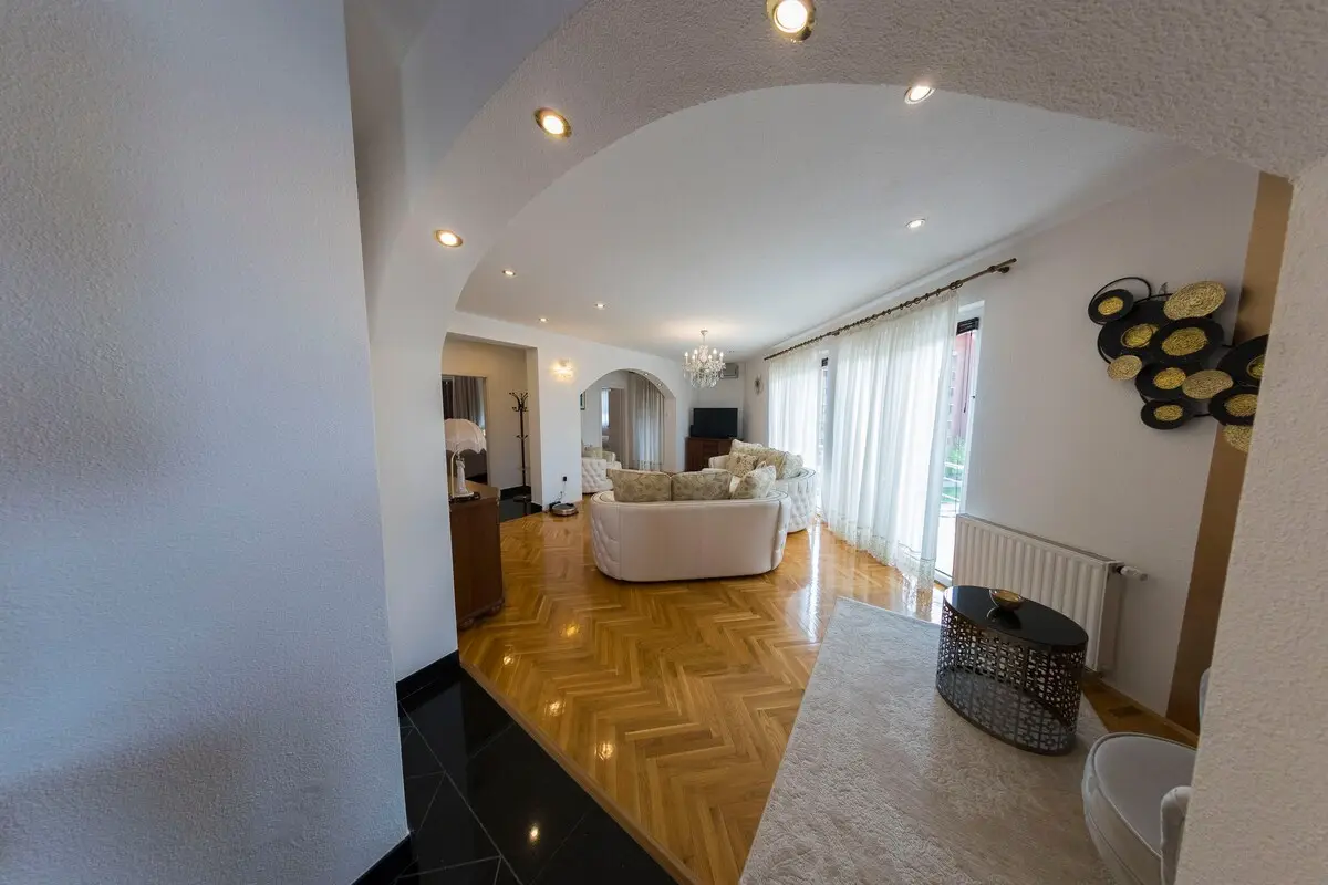 White Pearl Luxus Apartment