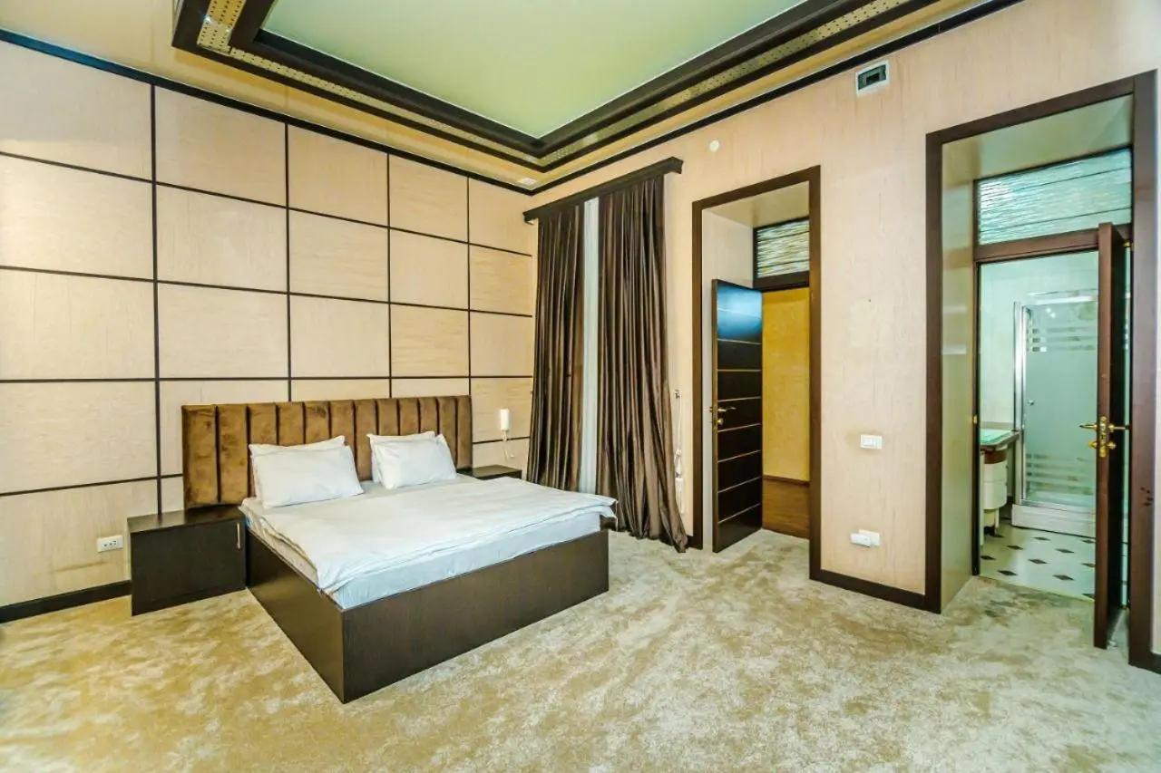 Four seasons apartment