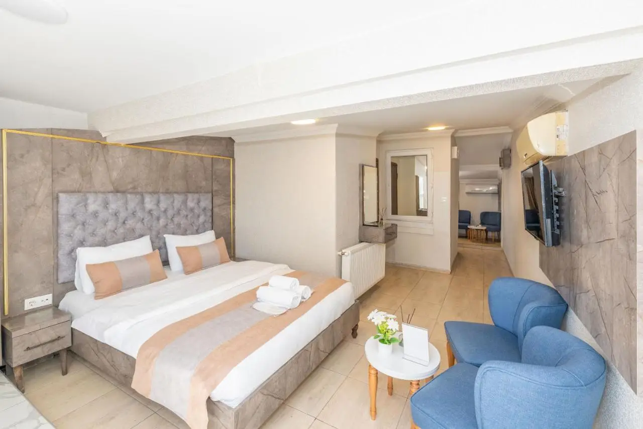 BiRAND SUiT HOTEL