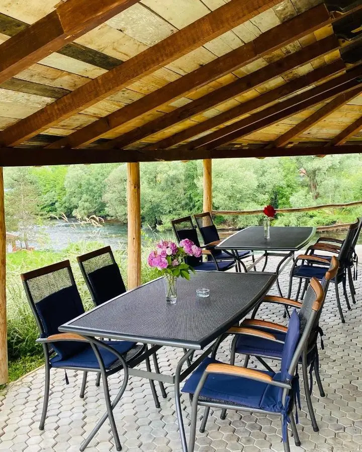 Unaqua Apartments