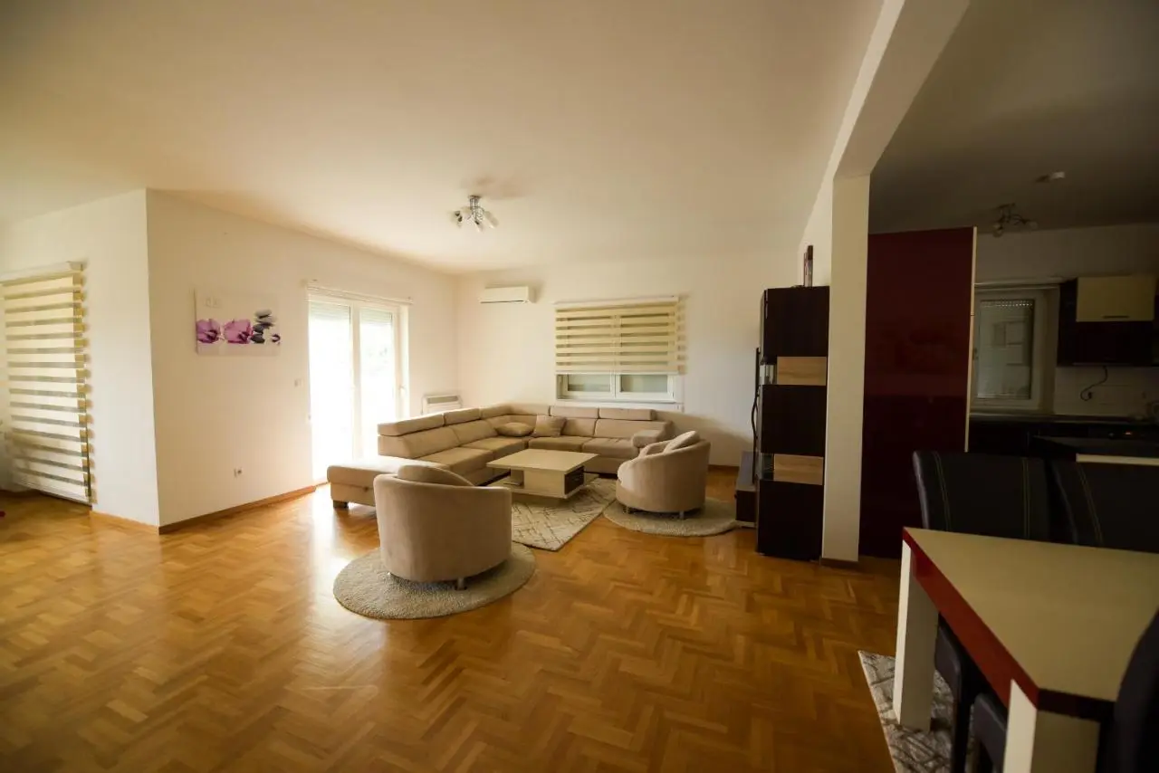 Villa Sarajevo 6