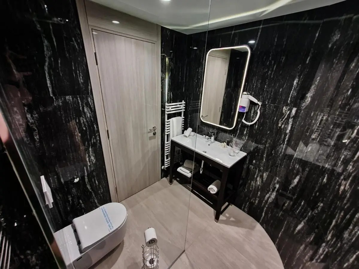 Hotel City Code