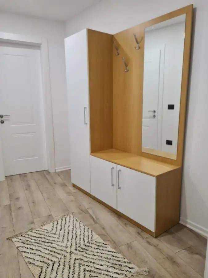 Cane Apartments