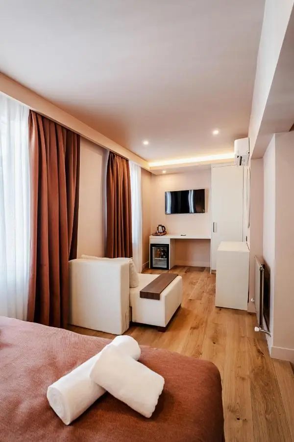 Şebnem Hotel
