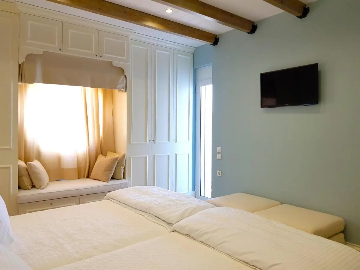 Limani Luxury Apartments Beachfront