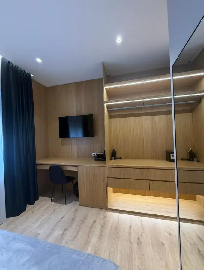 4 Rooms Tirana