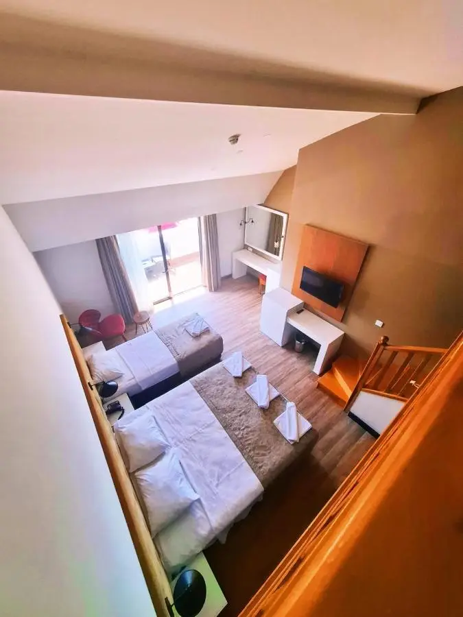 Sey Beach Hotel & Spa