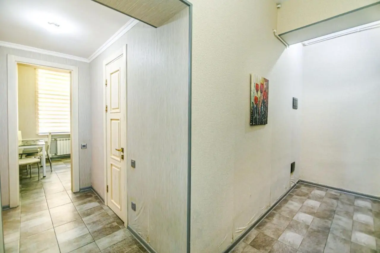 Azneft Square Deluxe Apartment
