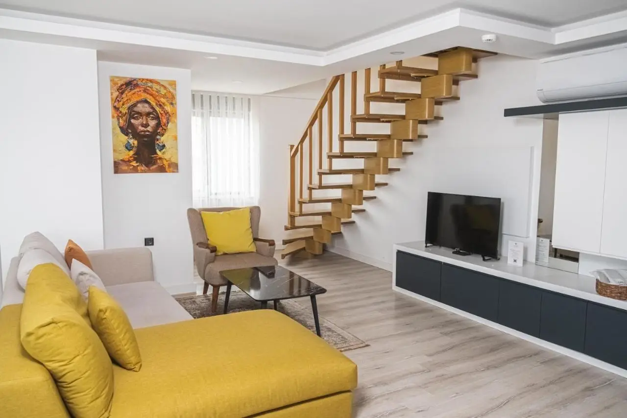 ONLY ONE Suites & Residences