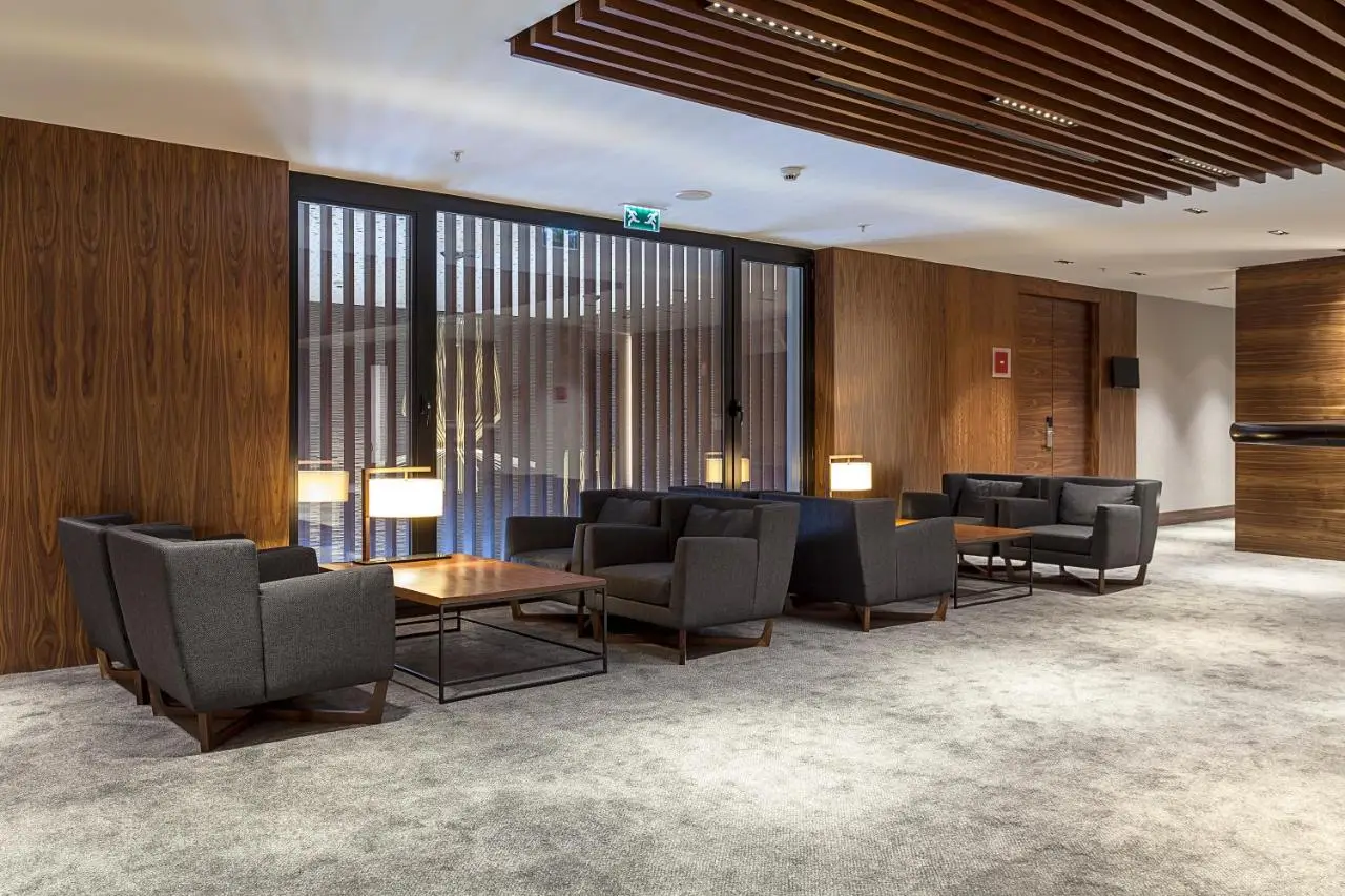 Bof Hotels Business