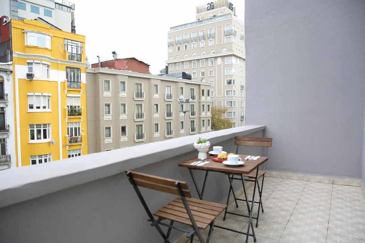 ROCO Beyoglu