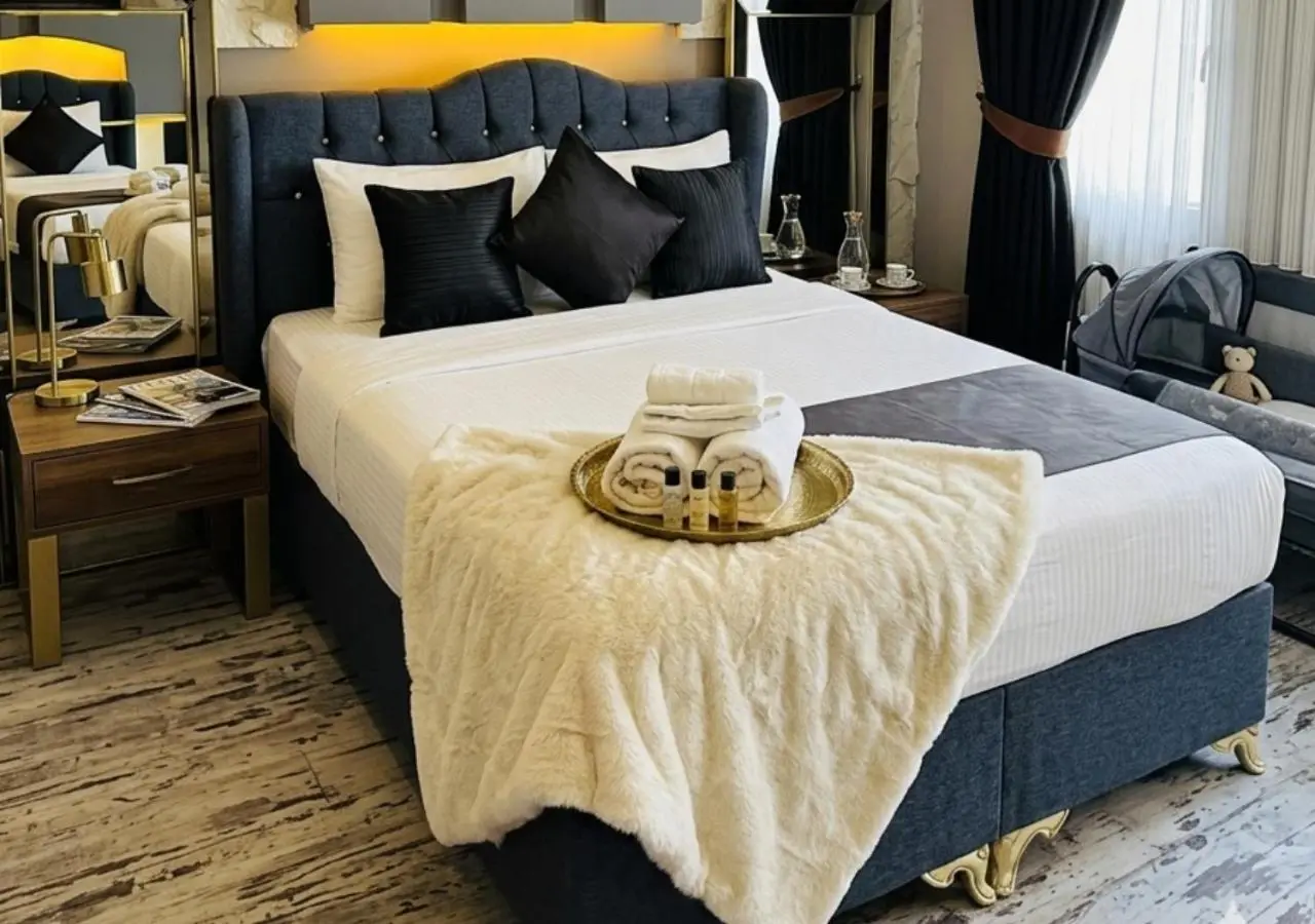 elisa hotel