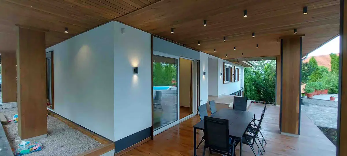 Villa Wood & Green Pool & Spa Residence