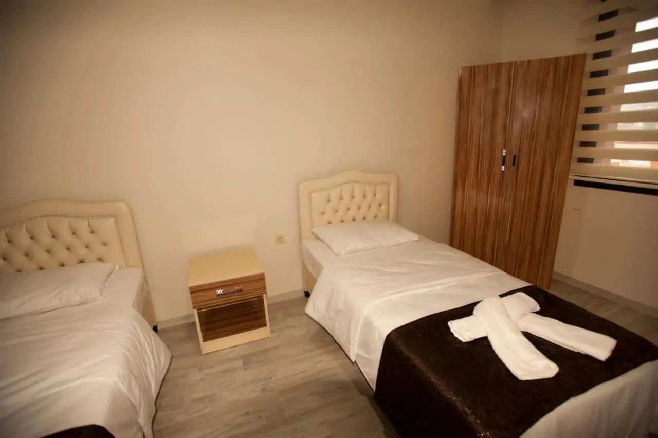 ADEN KAR suite