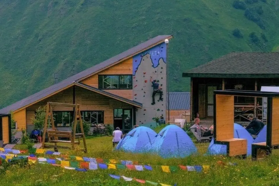 Zeta Camping -Chaukhi View Mountain Retreat
