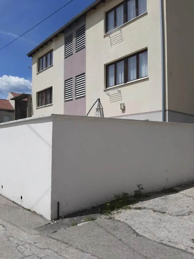 Dream Apartments
