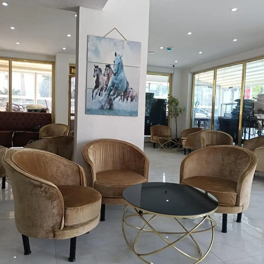 Far Life Hotel