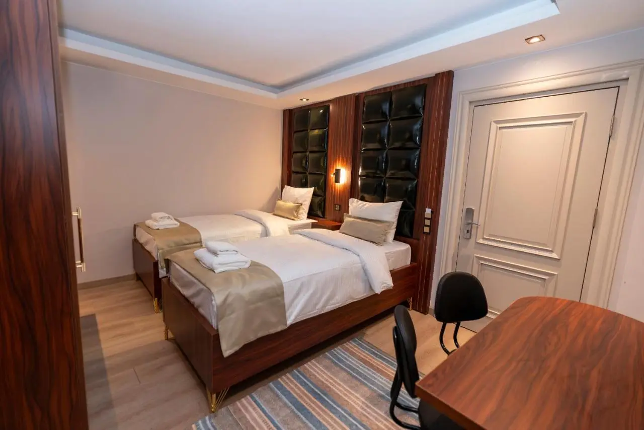 THE MUA LUXURY HOMEs