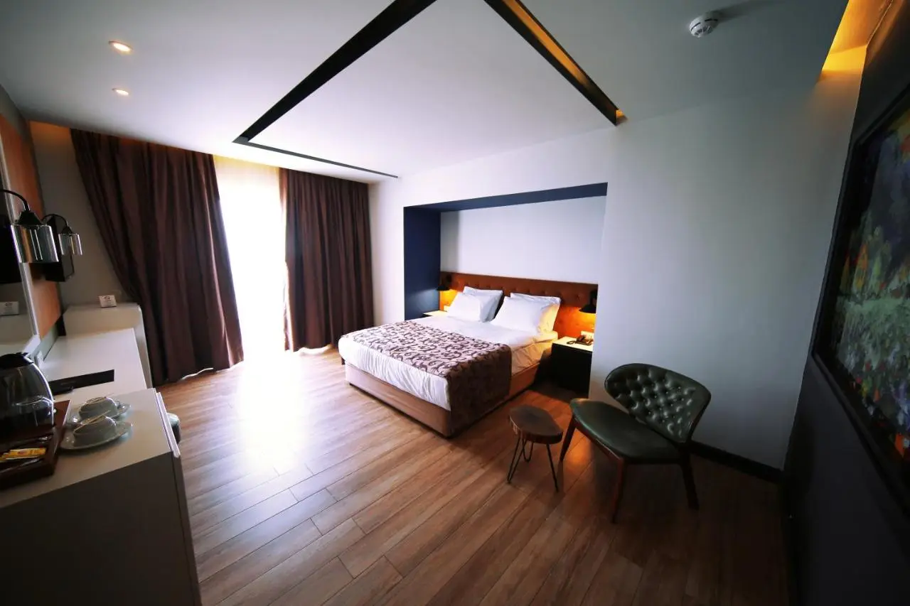 Sey Beach Hotel & Spa