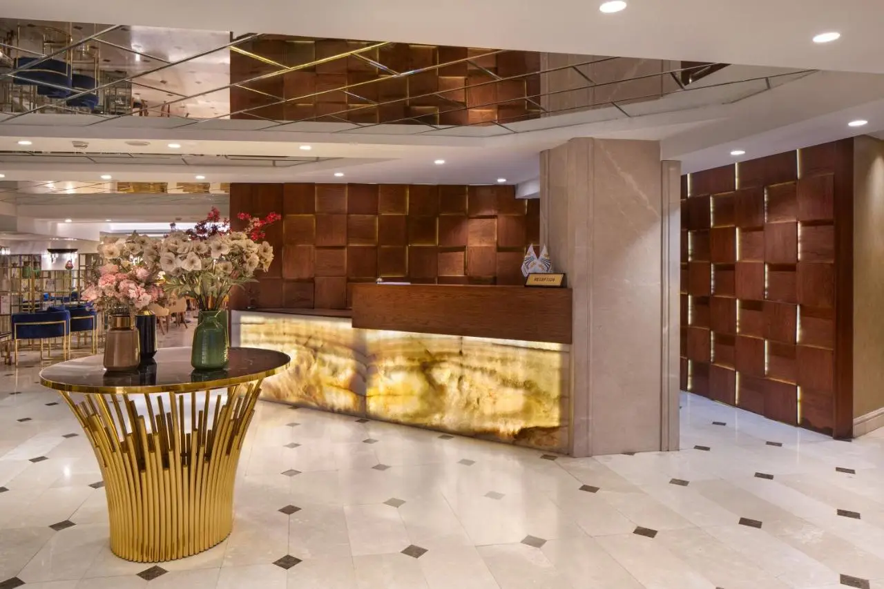 Great Fortune Design Hotel & Spa