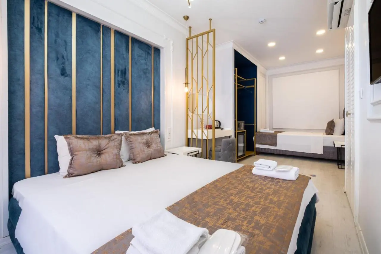 Megalos Galata Hotel