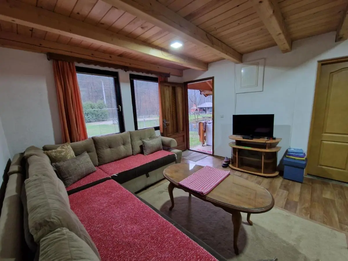 Vikendice Bungalovi Menzil