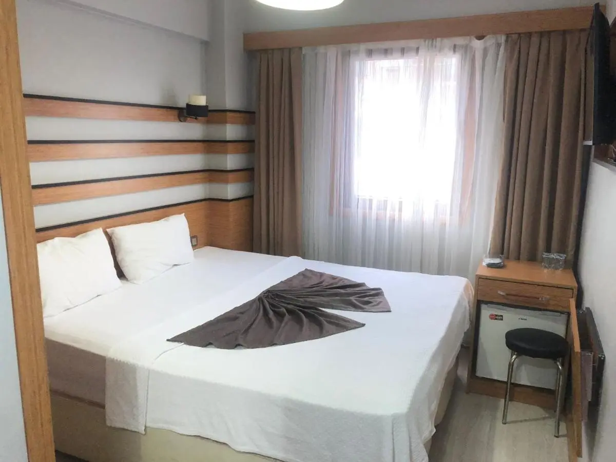 Quars Garden Hotel