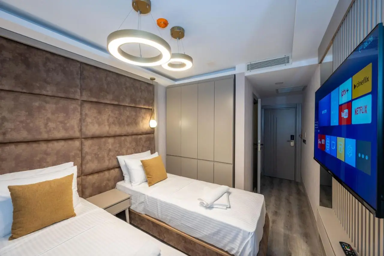 Massimo Hotel