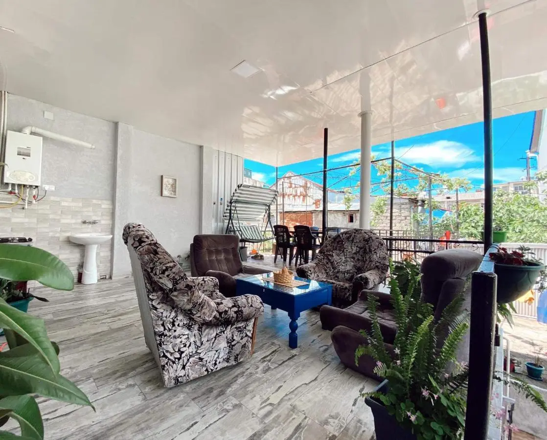 Eka Guest House