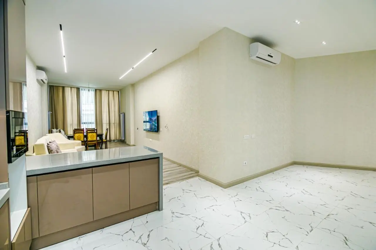 WHITE Luxury Apartment in Nizami street