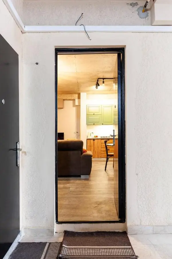 Veli group Apartment near White Bridge °