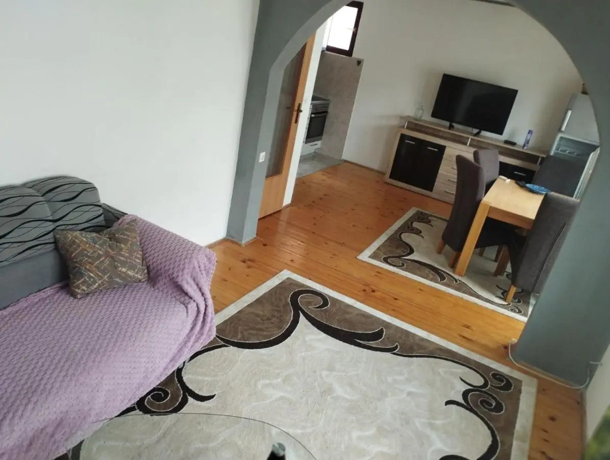 Riki Apartments