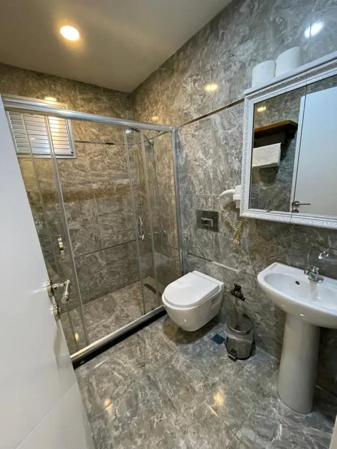 Arat Apartments