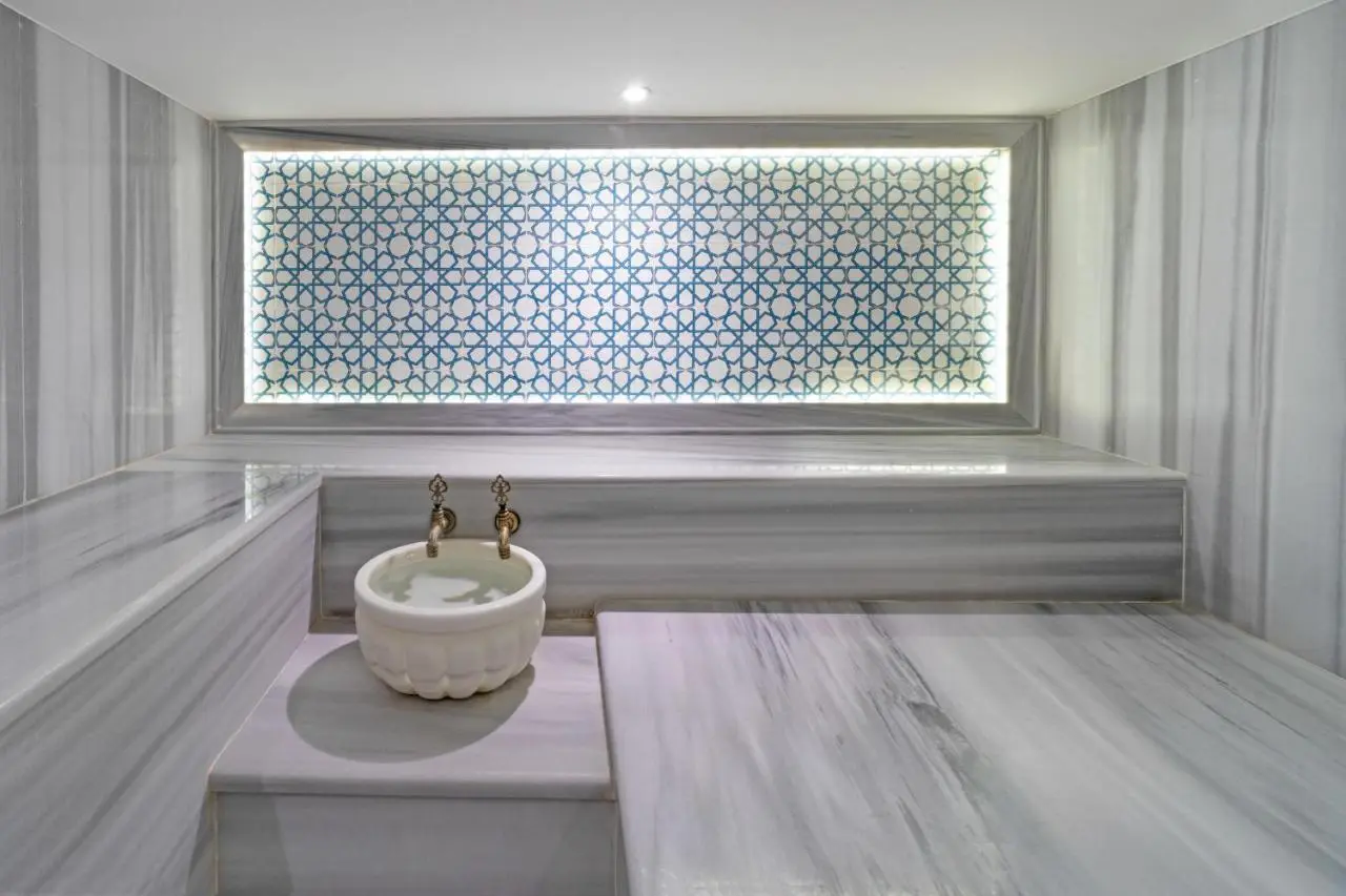 Orka Royal Hotel & Spa