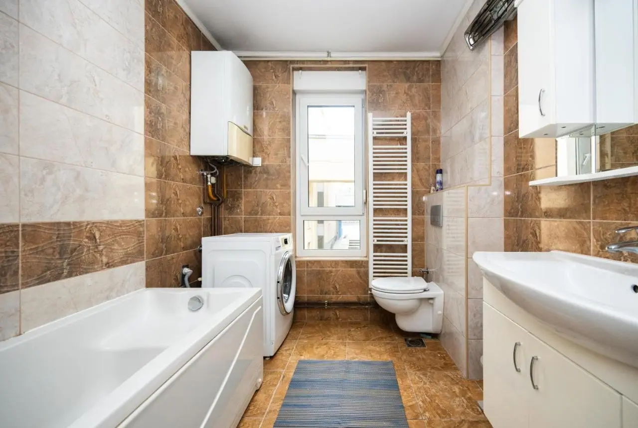 Spacious & Modern Apartment in the City Centre