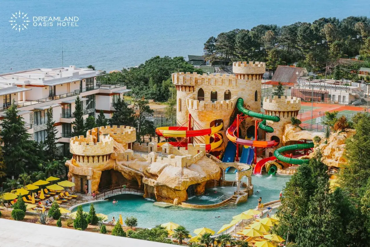 Dreamland Oasis Hotel Chakvi