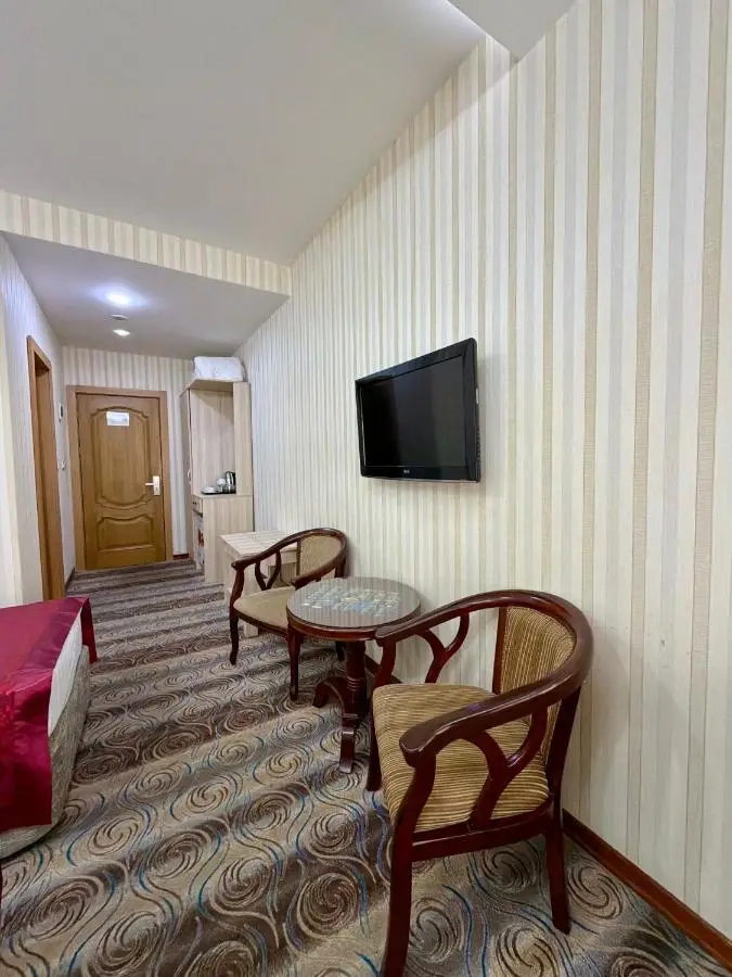 Royal Hotel