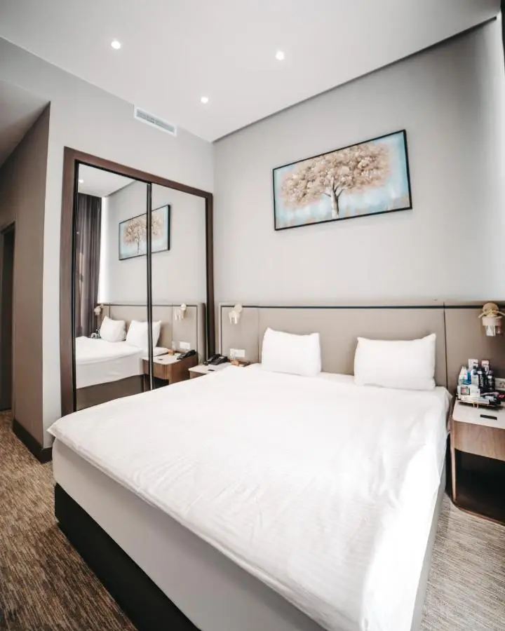 Port Marine Hotel By HOLLYWOOD
